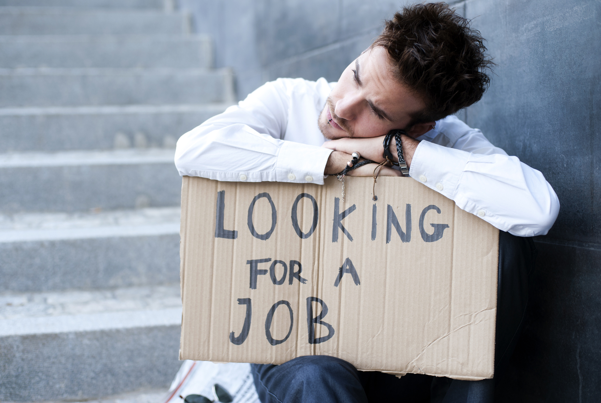 15-0531-unemployed.jpg